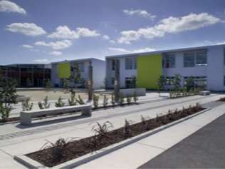 AL WAKRA SCHOOL